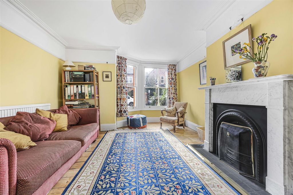 Property photo 3 of 26