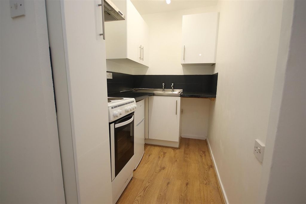 Property photo 3 of 8 Img_8609.Jpg