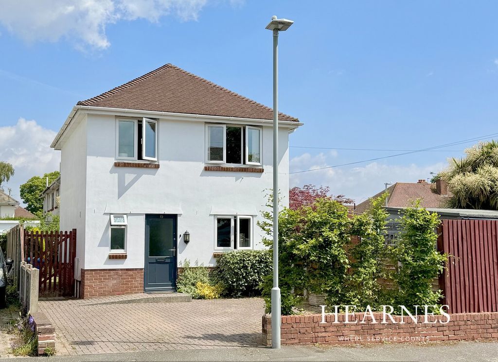 Property photo 1 of 24