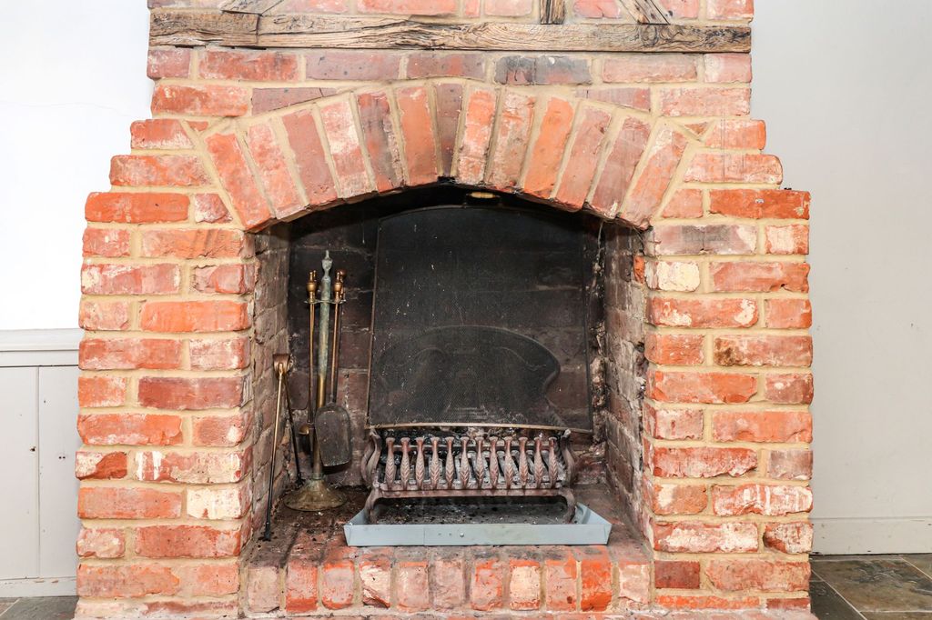 Property photo 3 of 22