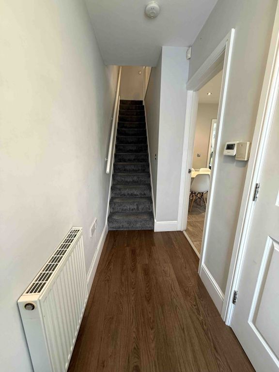 Property photo 2 of 18 Gallery
