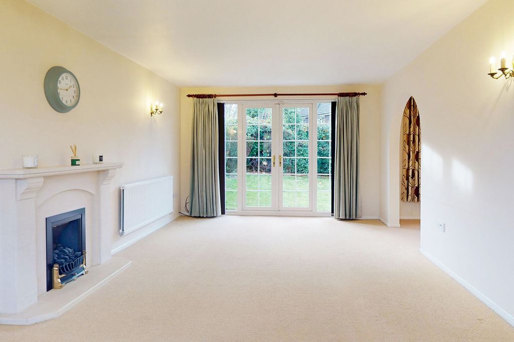 Property photo 2 of 26 Picture No. 19