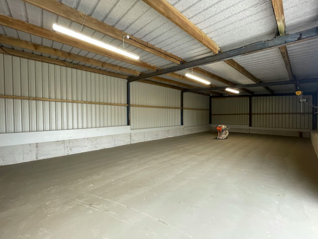 Property photo 3 of 6 Img_2444.Jpg