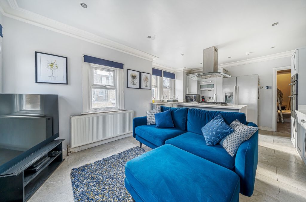 Property photo 1 of 5 937144 (3)