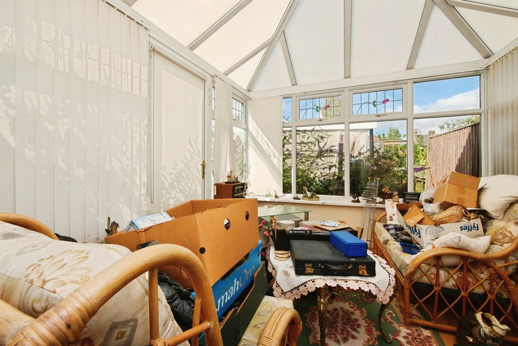 Property photo 3 of 16