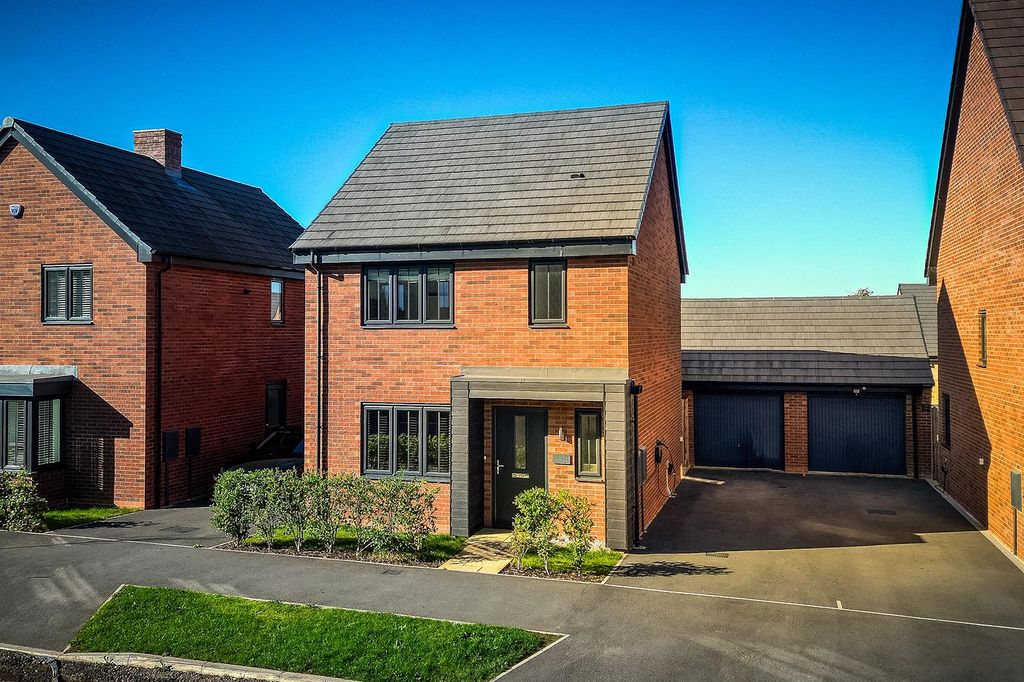 Property photo 1 of 25