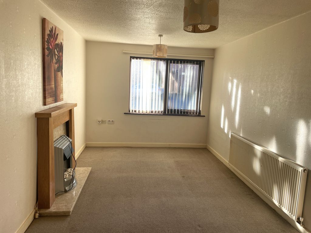 Property photo 3 of 5 Gallery