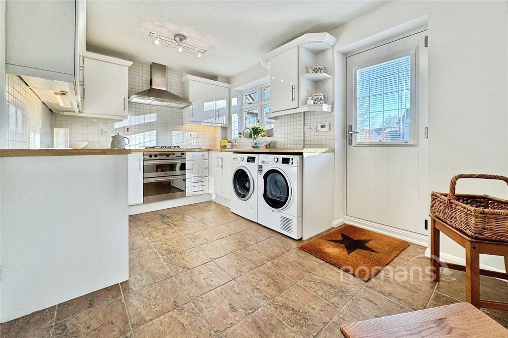 Property photo 3 of 13 Kitchen Diner