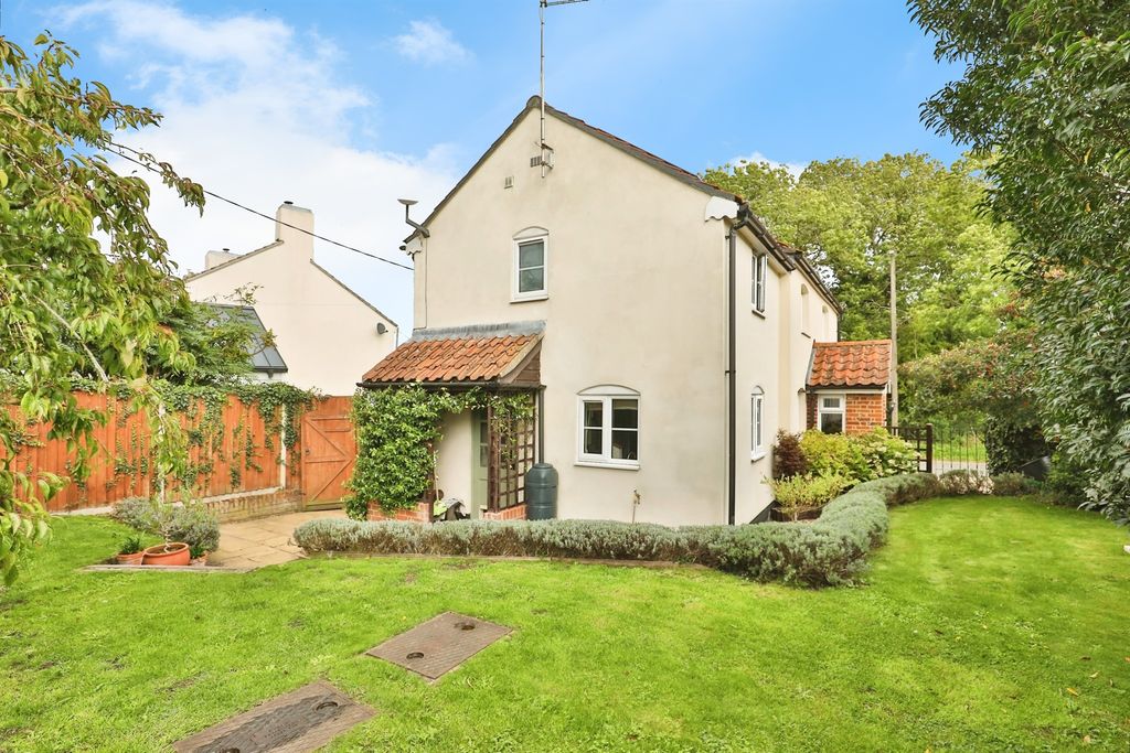 Property photo 3 of 19