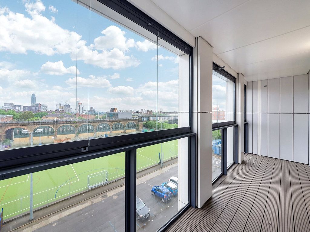 Property photo 2 of 13 Foundry House