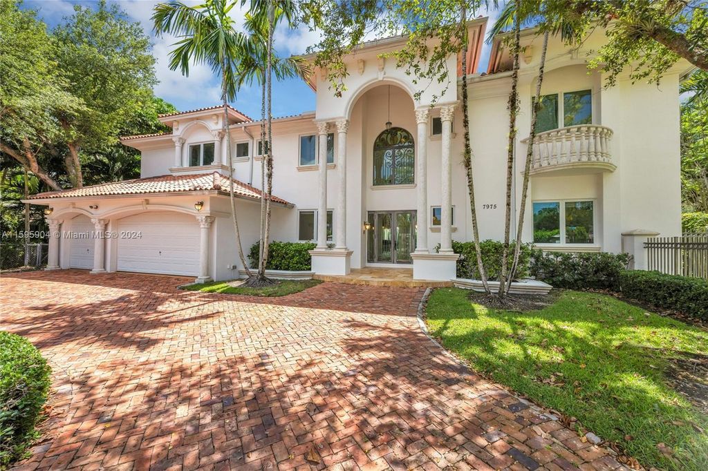 Property photo 1 of 49
