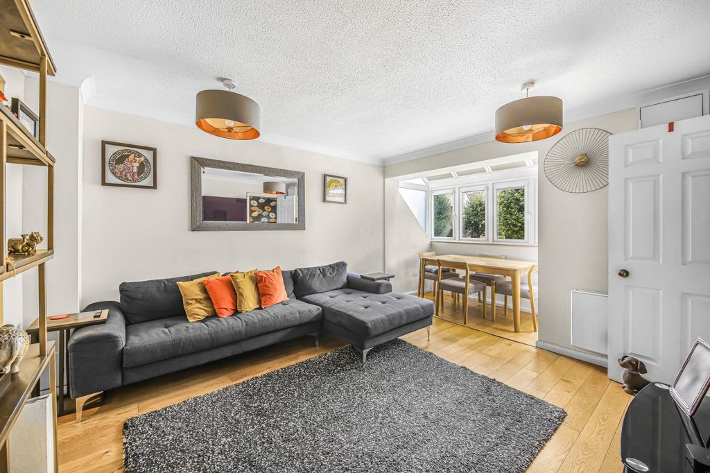 Property photo 2 of 15