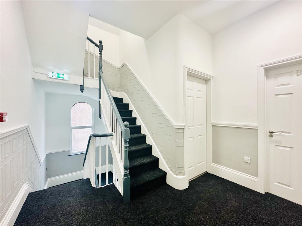 Property photo 3 of 12 Image00001.Jpeg