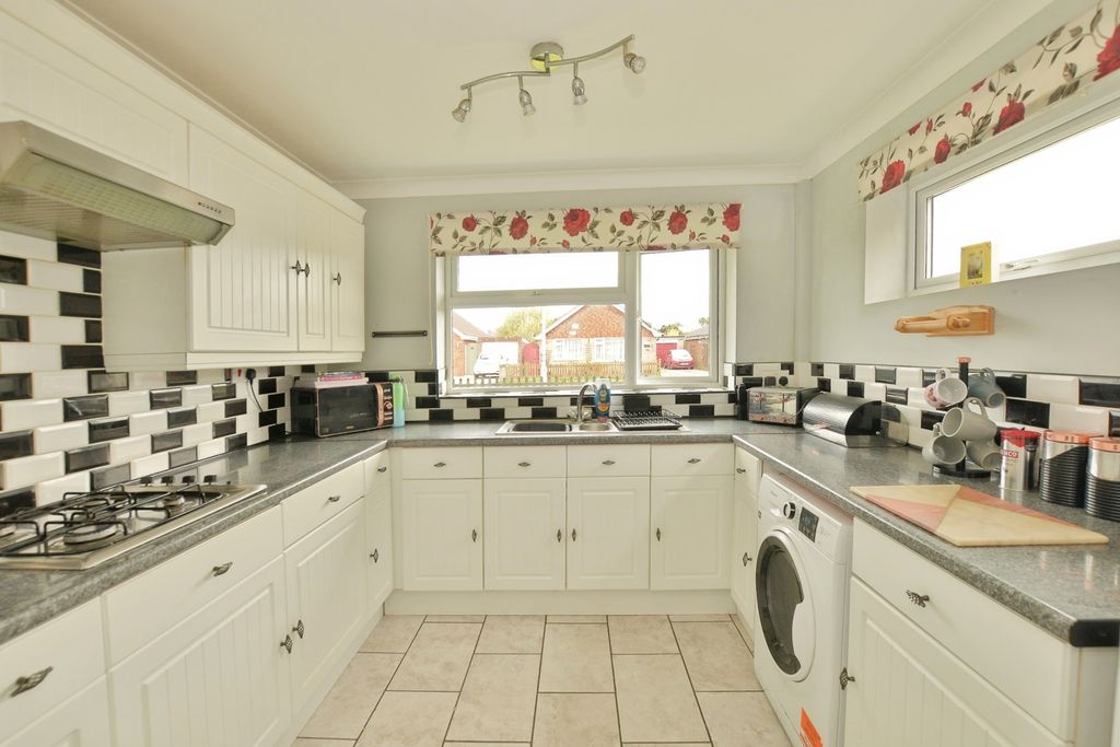 Property photo 3 of 12 Pbox-Img.Jpg