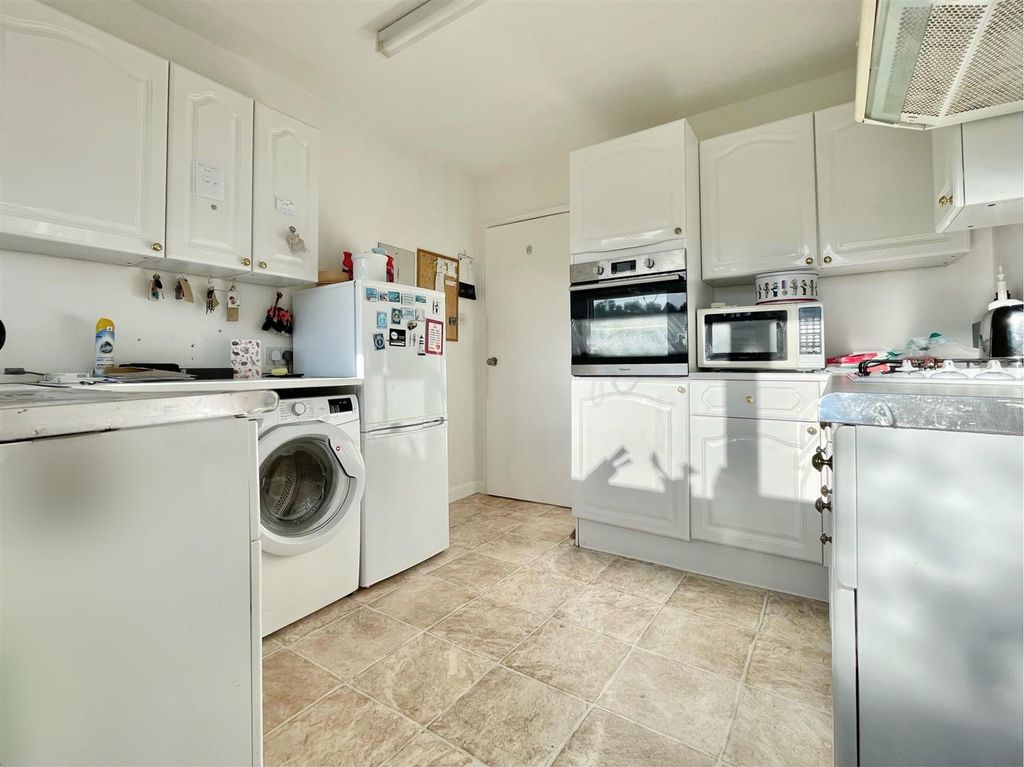 Property photo 3 of 18 Img_3936.Jpeg