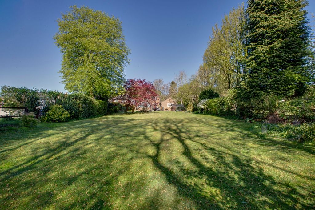 Property photo 3 of 19