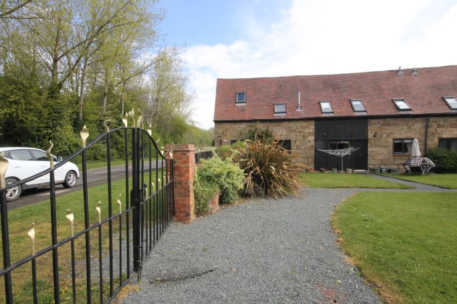 Property photo 2 of 11