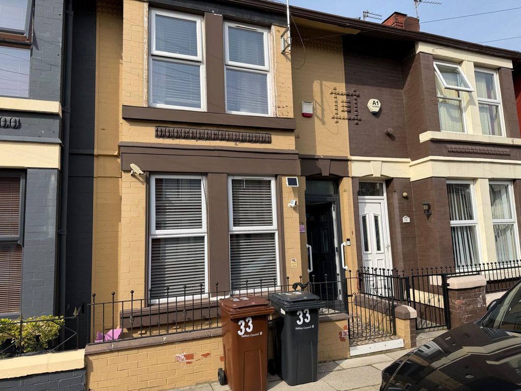 Property photo 1 of 9