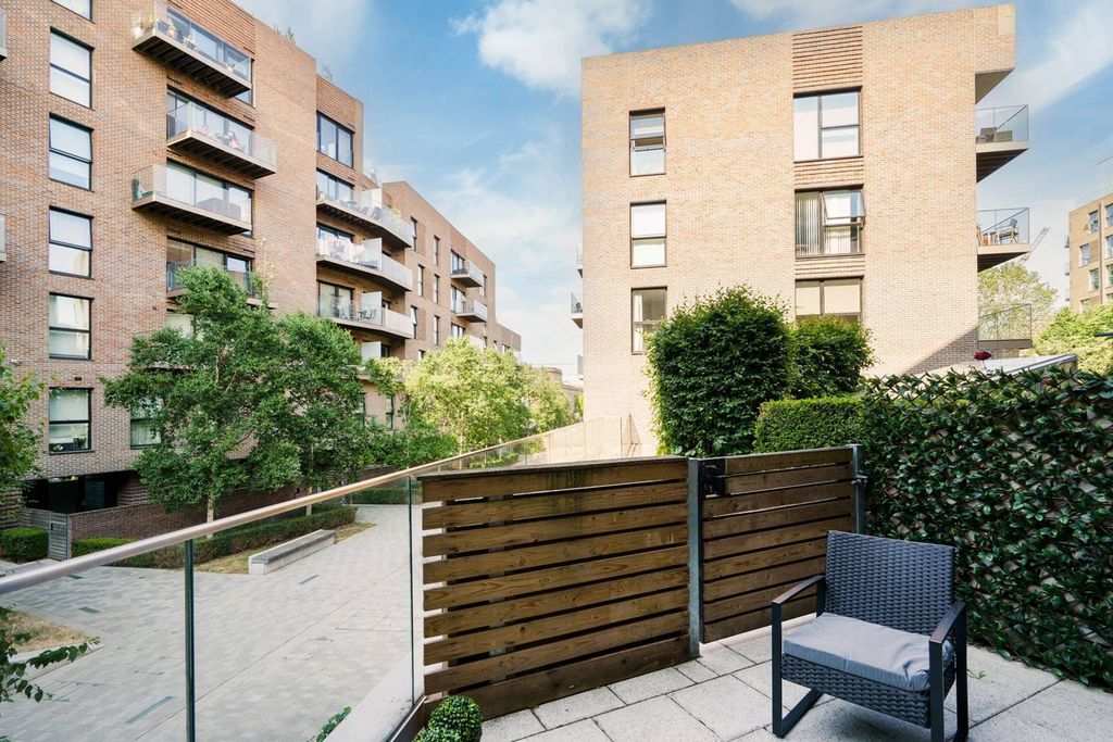 Property photo 3 of 9