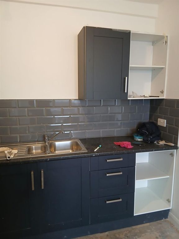 Property photo 2 of 2 Kitchen