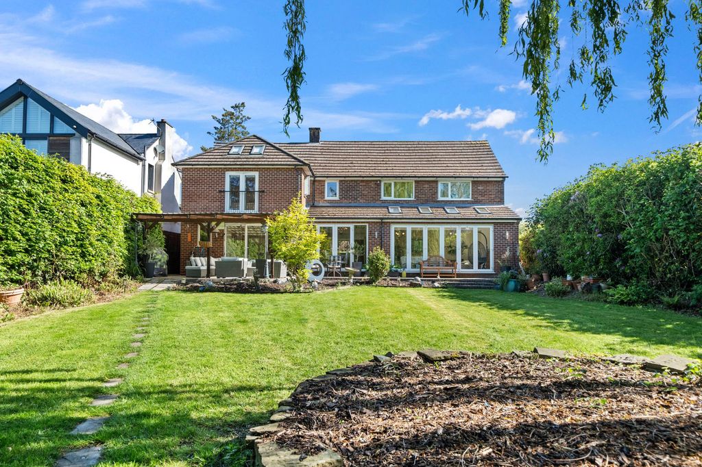 Property photo 2 of 34