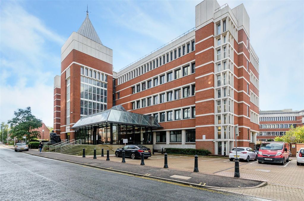 Property photo 1 of 10 Oseqbep3cE612Umgspbm2W.Jpg