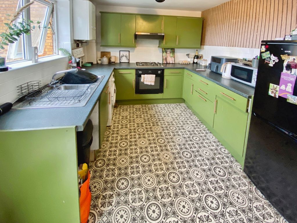 Property photo 3 of 19