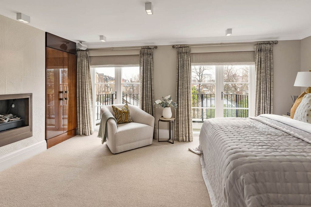Additional image 11 of 8 bed terraced house to rentCheyne Walk, Chelsea SW3