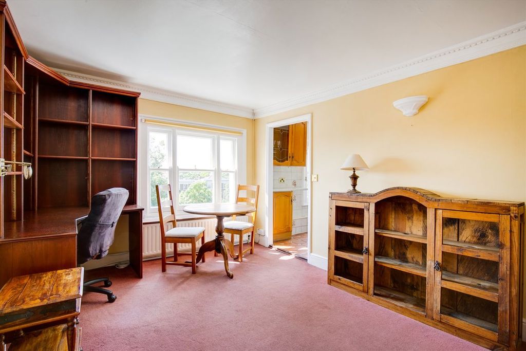 Property photo 2 of 7