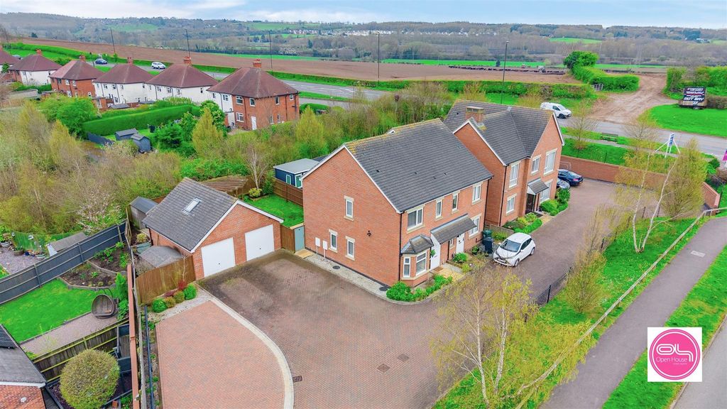 Property photo 3 of 32 6 Drift Road-4.Jpg