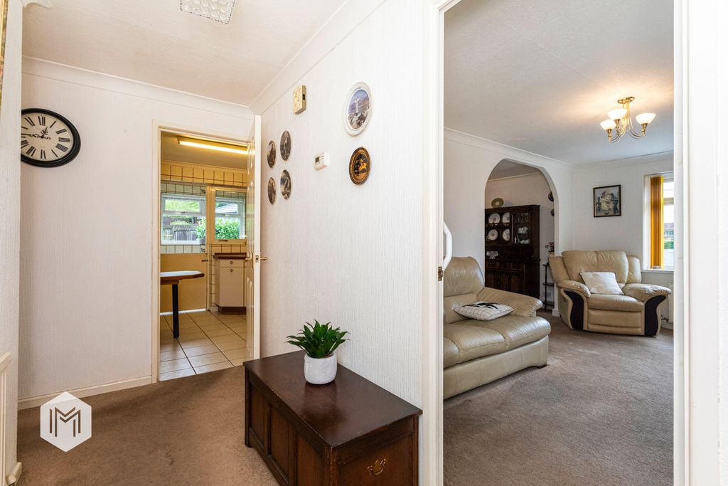 Property photo 3 of 24 Picture No. 23