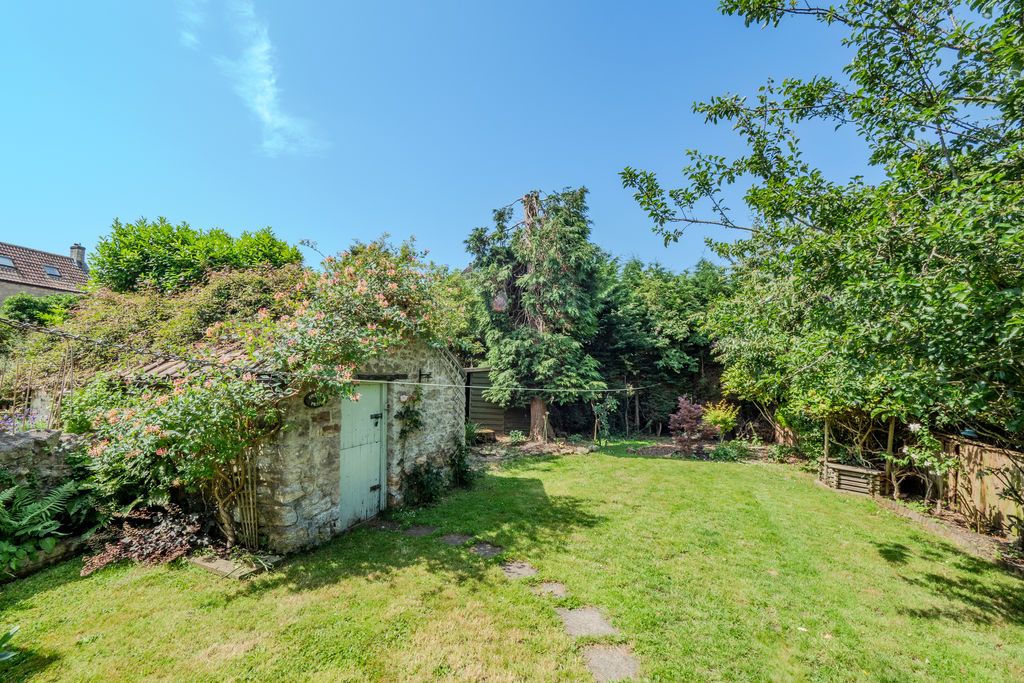 Property photo 2 of 26 Photo 26