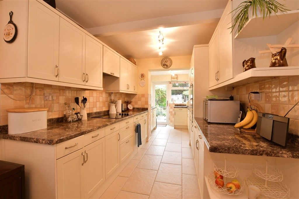 Property photo 1 of 16 Kitchen/ Breakfast Room