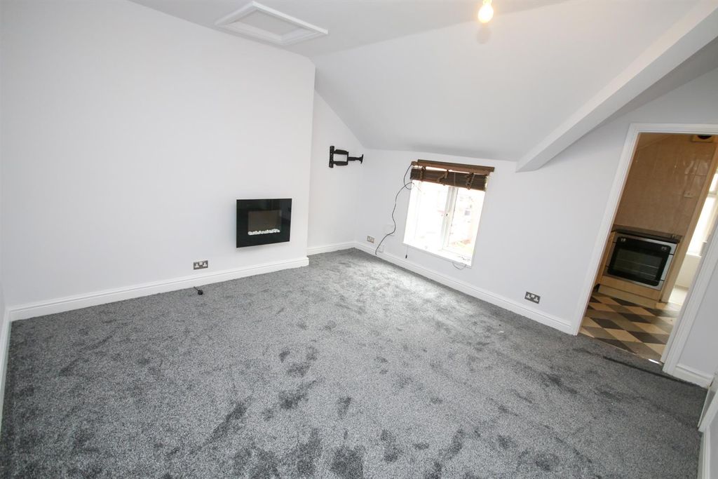Property photo 3 of 7 Img_1863.Jpg