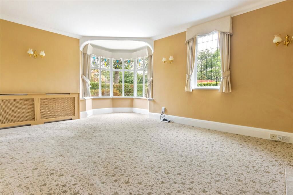 Property photo 3 of 40