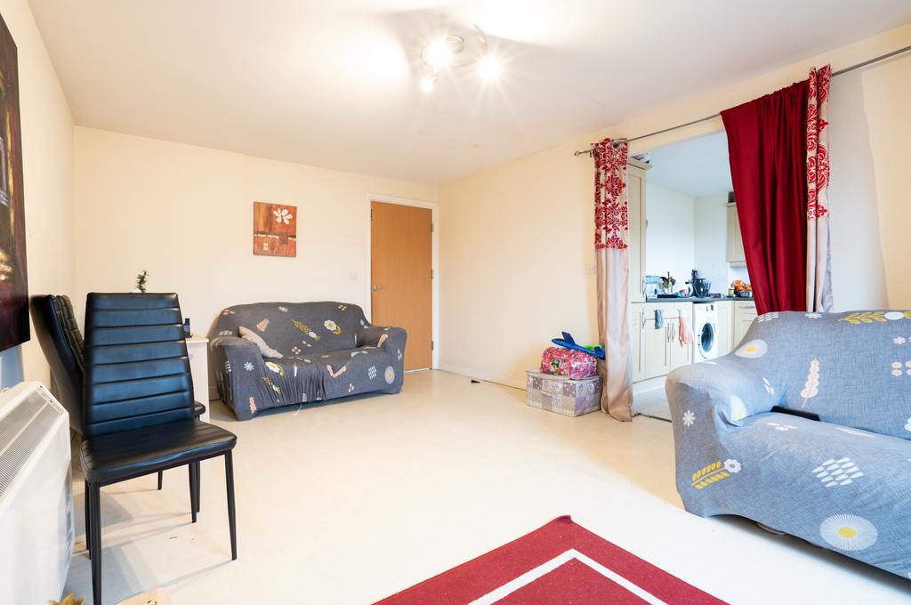 Property photo 2 of 23