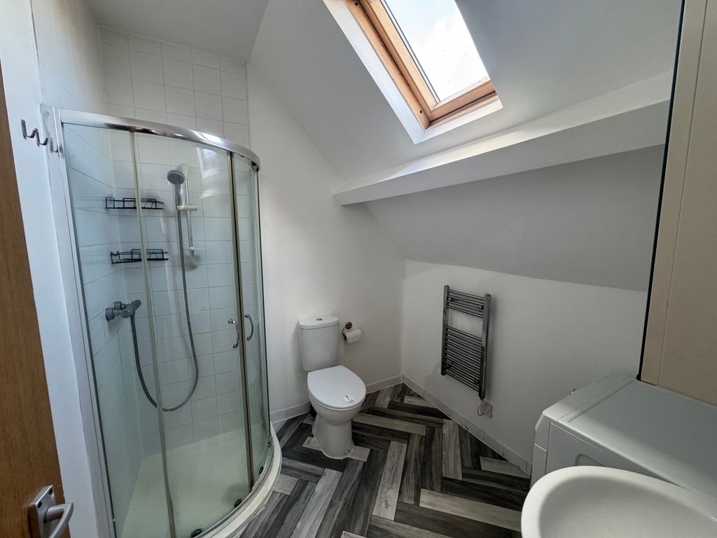 Property photo 1 of 4