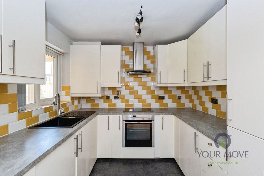 Property photo 2 of 11 Pbox-Img.Jpg