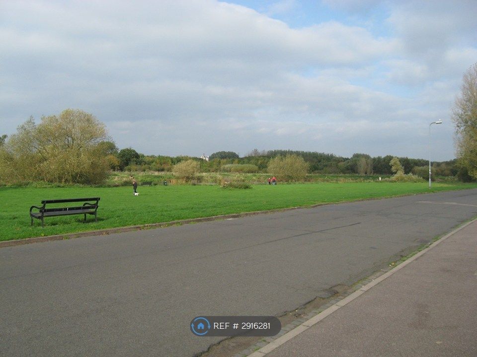 Property photo 3 of 12