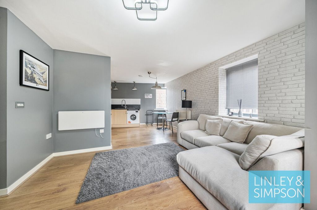 Property photo 1 of 17 Picture No. 35