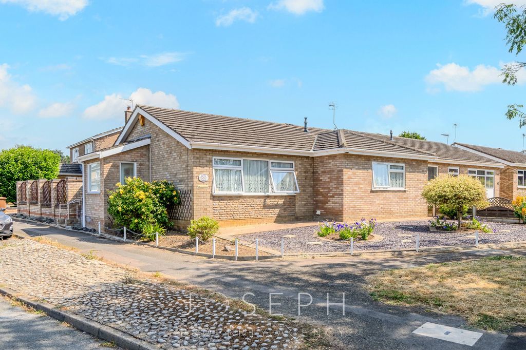 Property photo 1 of 22