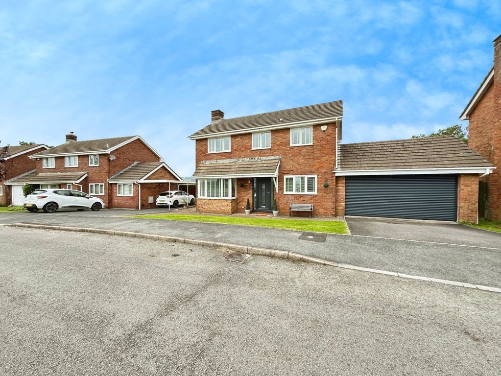 Property photo 2 of 34 4375322
