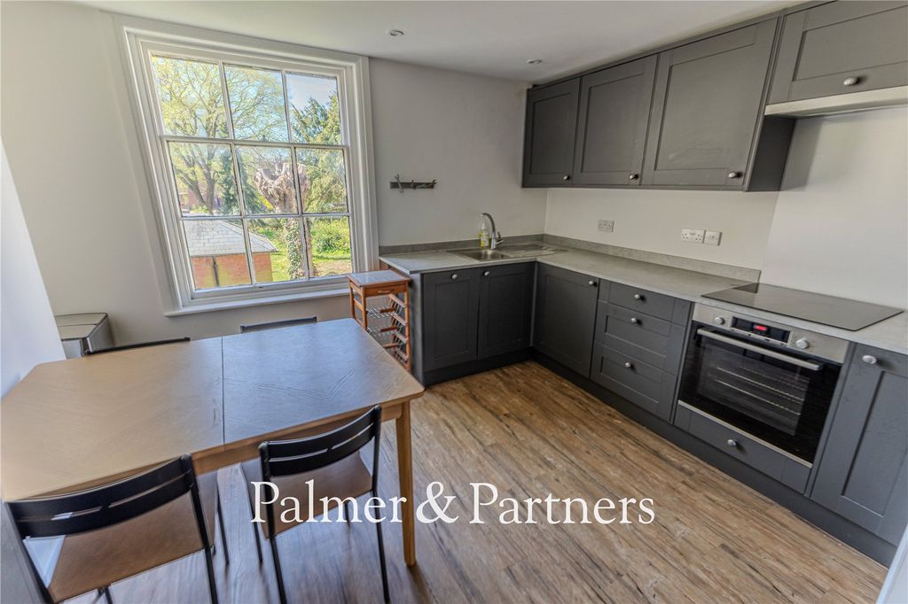 Property photo 2 of 13 Picture No. 54