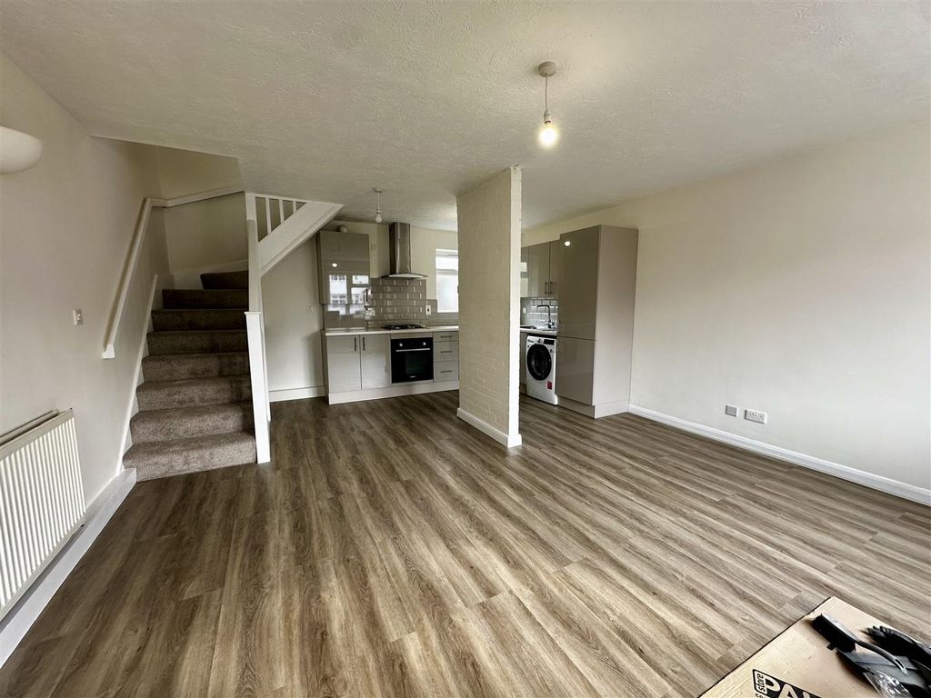 Property photo 3 of 8 Img_3549.Jpg
