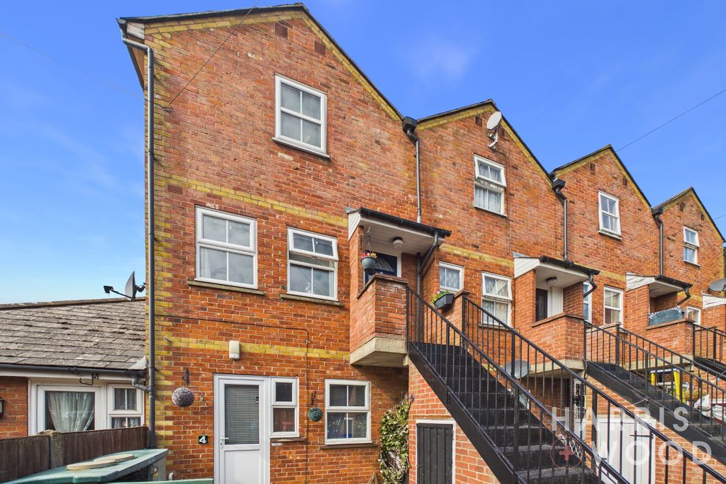 Property photo 1 of 14 5563491