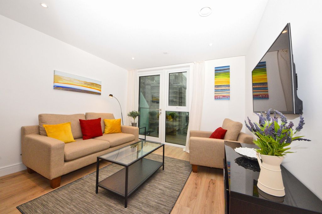 Property photo 1 of 11