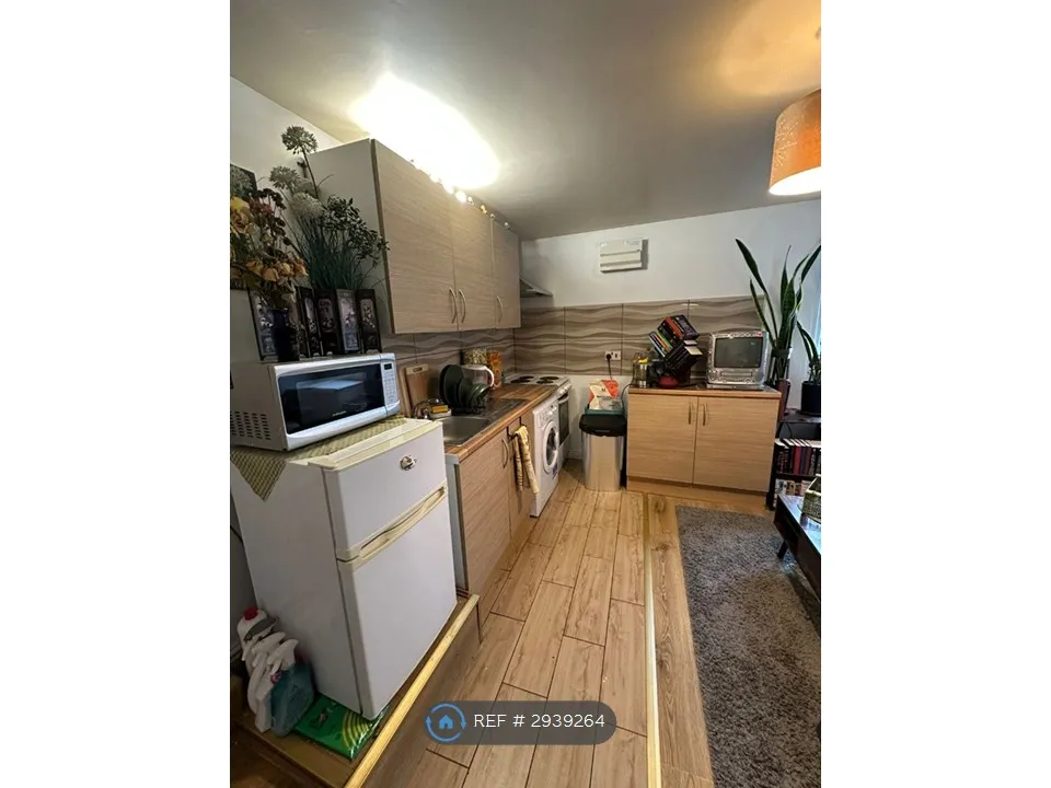 Kings Heath, Birmingham B14 - View 3