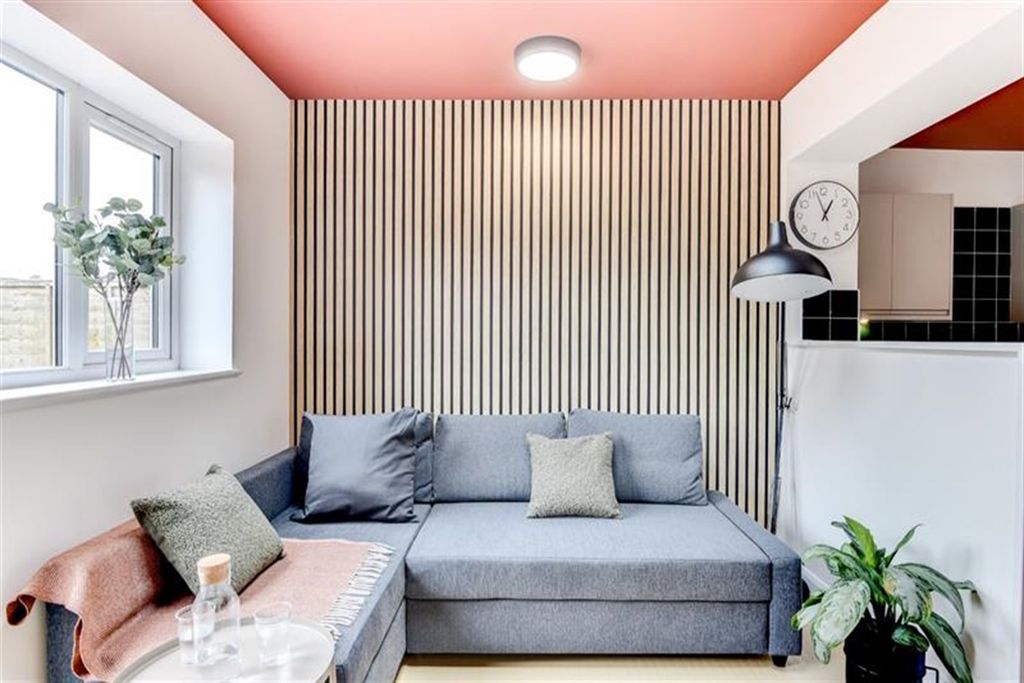 Property photo 1 of 6 (Main)