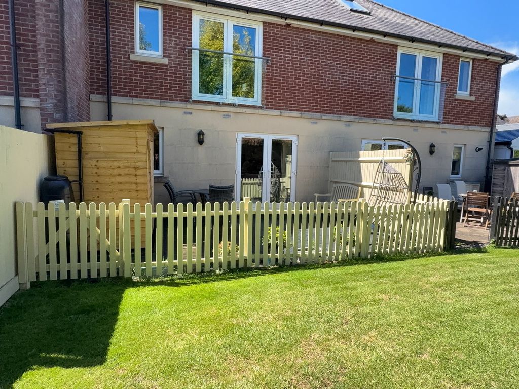 Additional image 15 of 2 bed flat for saleLove Lane, Shaw, Newbury RG14