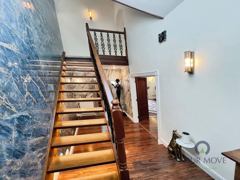 Property photo 2 of 22 Pbox-Img.Jpg